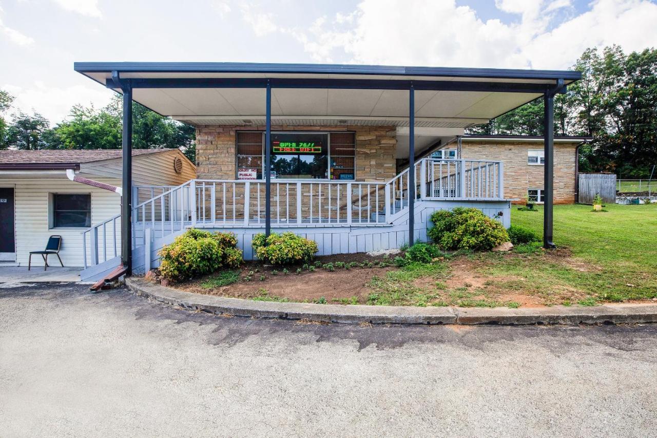 Hotel Salem-Roanoke I-81 -Listing Partner Exterior foto